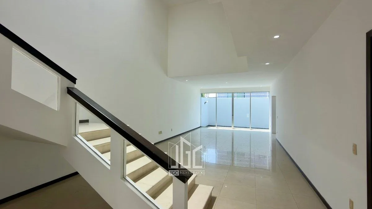 Foto 3 de CASA EN VENTA EN PUERTA DEL VALLE – ZAPOPAN