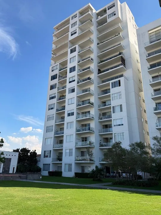 Foto 2 de PENTHOUSE EN VENTA EN LOMAS ALTAS
