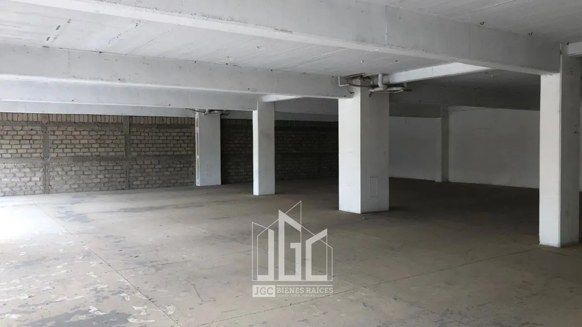 Foto 5 de LOCALES EN VENTA EN "PLAZA SANTIAGO" EN TONALA
