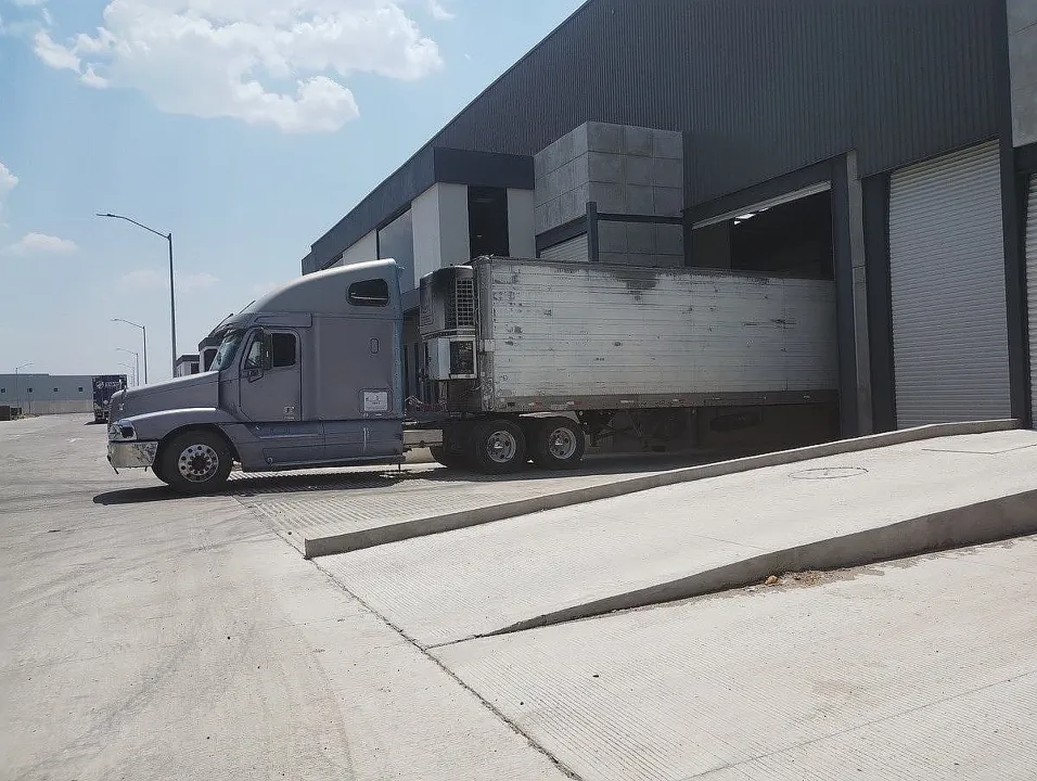 Foto 2 de Bodega en Renta , NAVE – Parque Industrial     TLAJOMULCO SUR