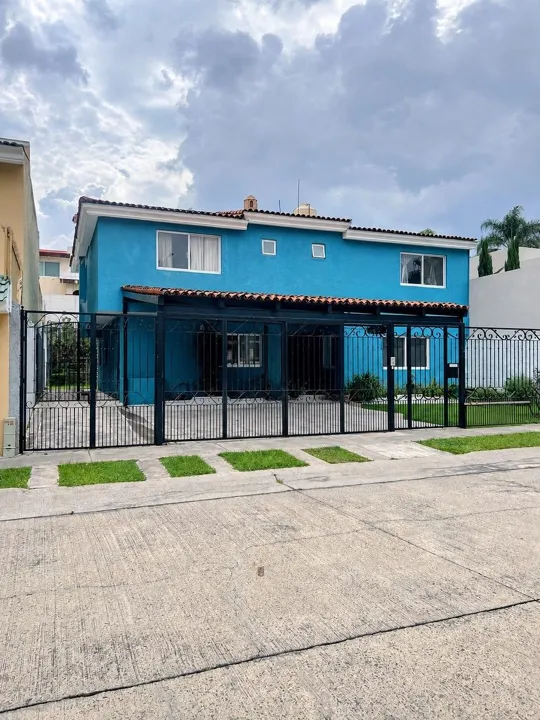 Casa en bugambilias 2da seccion