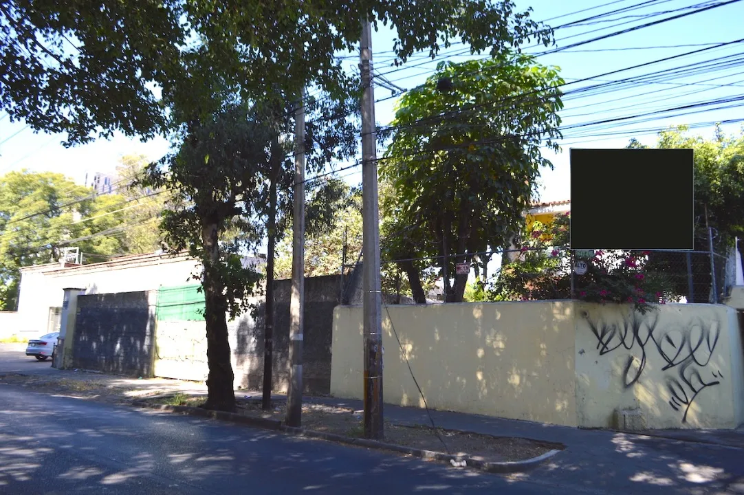 Foto 2 de Terreno en venta en Jardines del Bosque Norte, Guadalajara, Jalisco