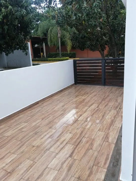 Foto 5 de HERMOSA CASA EN CONDOMINIO EN  RENTA EN "COLINAS DE LOS ROBLES" ZAPOPAN