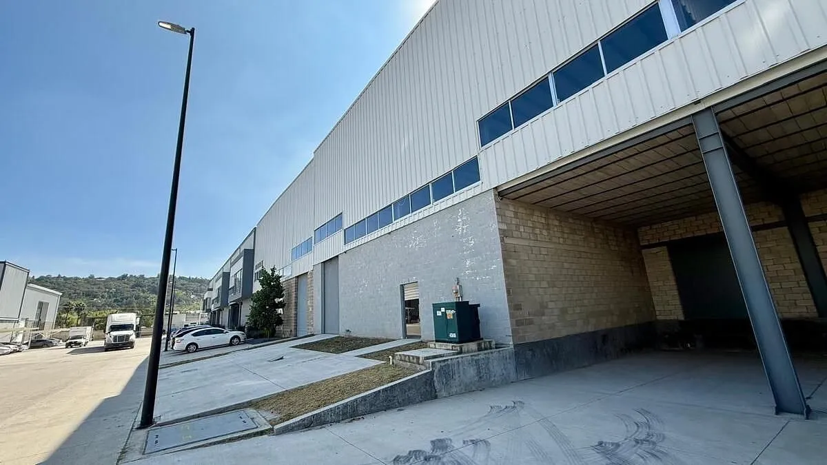 BODEGAS EN RENTA DENTRO DE PARQUE GRUNPARK LA VENTA