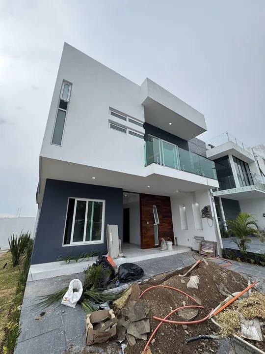Foto 2 de Casa en venta en Valle imperial en Zapopan