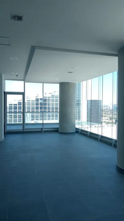 Oficina en Renta Torre Celtis, Puerta de Hierro, Zapopan.