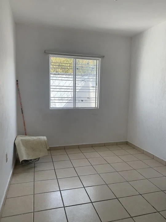 Foto 3 de Casa en RENTA en coto sobre AV. VALLE DE LOS MOLINOS
