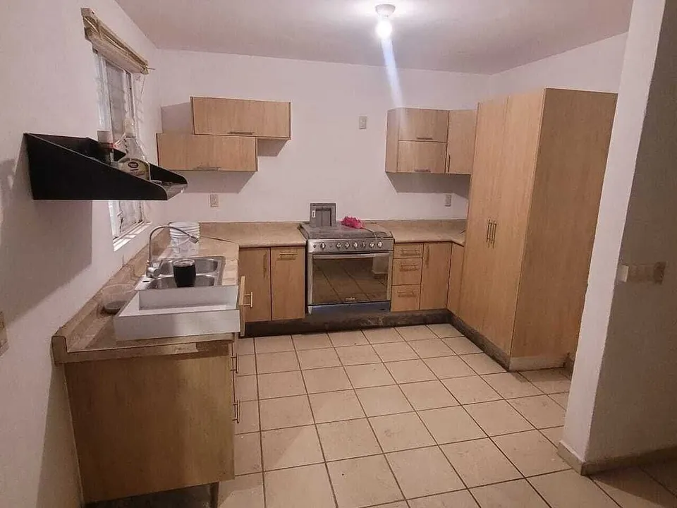 Foto 9 de Casa en RENTA en coto sobre AV. VALLE DE LOS MOLINOS