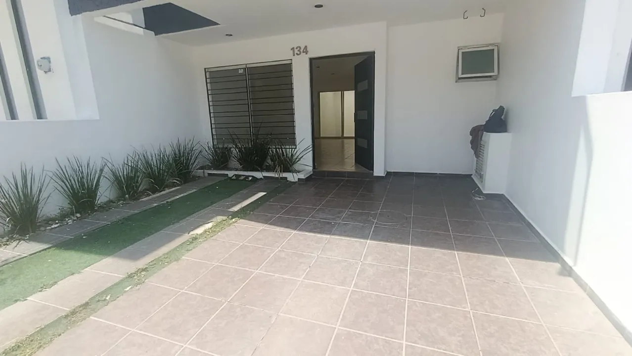 Foto 2 de Casa en renta en Castilla de la Mancha, Real de Valdepeñas, Zapopan