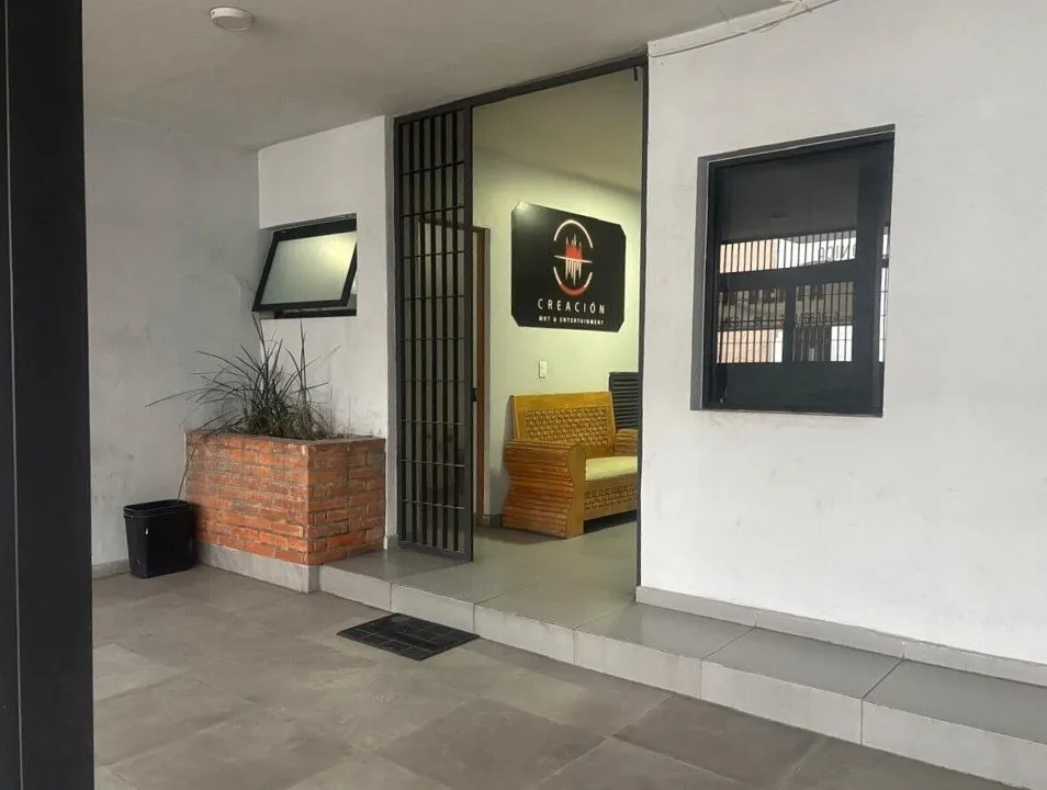 Foto 4 de OFICINAS RECIEN REMODELADAS EN COL. CENTRO DE GUADALAJARA, JAL.
