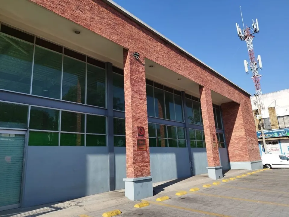 Foto 5 de Plaza Comercial en Venta sobre Av. Lázaro Cárdenas | Frente a Mercado de Abastos