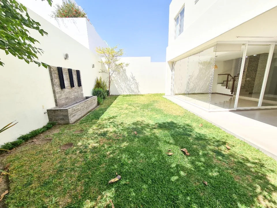 Foto 8 de Casa en venta en Avenida Universidad, Puerta del Bosque , Zapopan