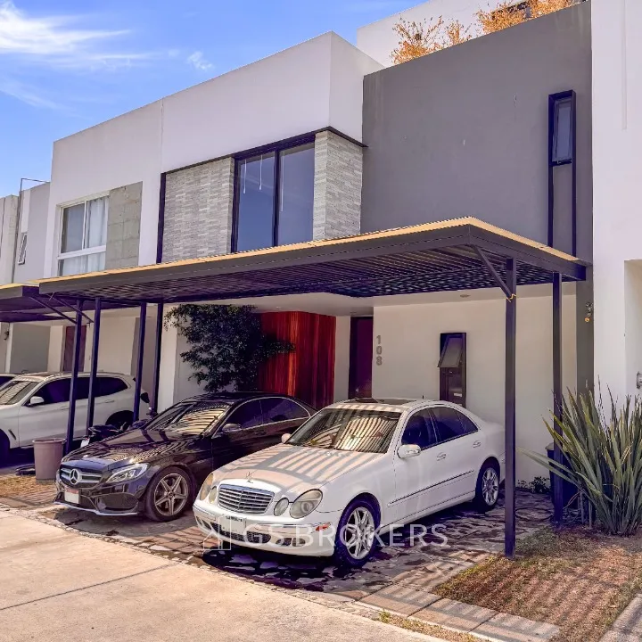 Casa en venta en Paseo del Amanecer, Solares Residencial, Zapopan