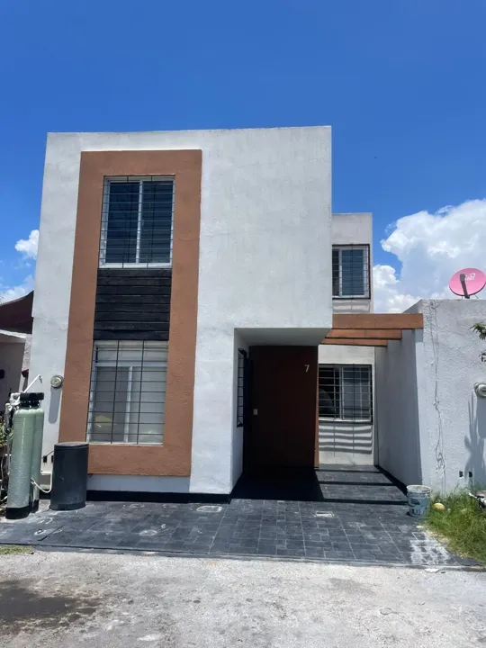 Casa en Venta fracc Real del Sol Tlajomulco ¡De lujo! SOLO CONTADO