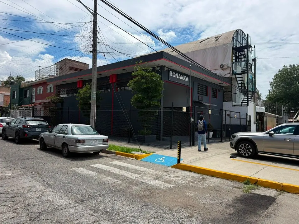 Foto 3 de Bodega en Venta en Colonia Industrial en Guadalajara, Jalisco