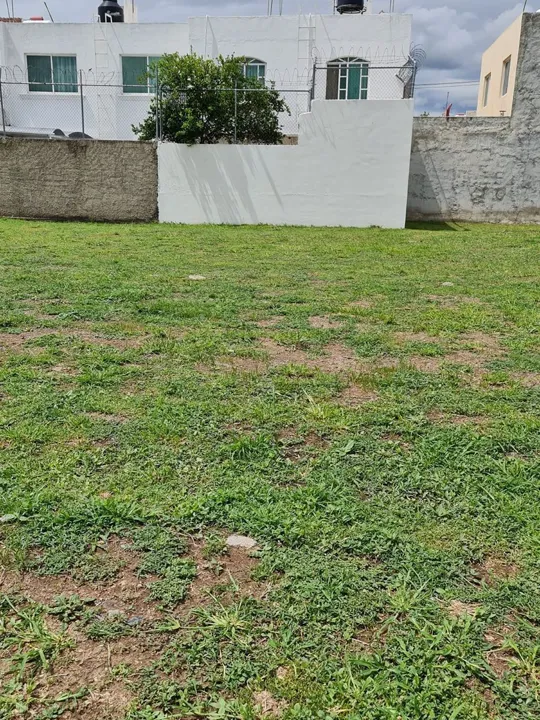 Foto 3 de Terreno en Venta en Fraccionamiento Valle de las Flores en Tlajomulco de Zuñiga