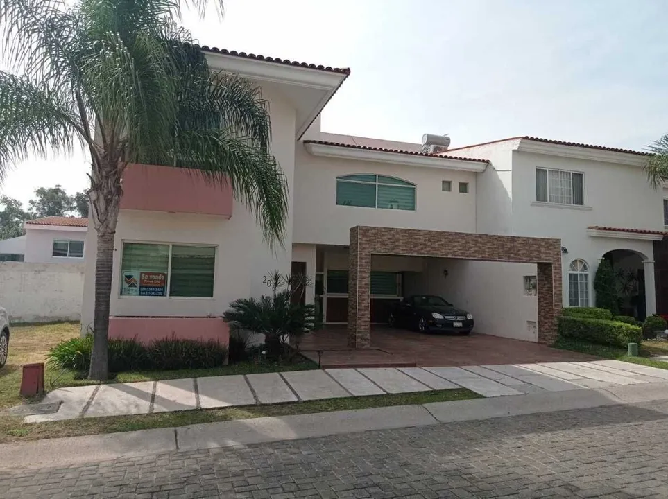 Foto 2 de Casa en venta en Condominio San Jose del Tajo, condominio los Álamos 1