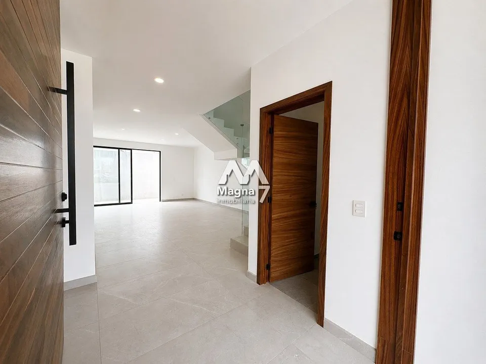Foto 2 de RENTA CASA EN SOLARES RESIDENCIAL