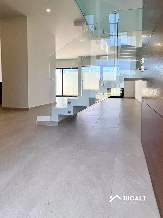 Foto 8 de Casa en venta dentro de coto en Valle Imperial, Zapopan, Jalisco