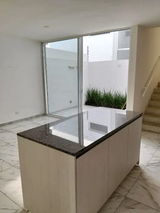 Foto 5 de Casa en renta en Calle Prolongacion Guardia Nacional, Santa Ana Tepetitlán, Zapopan