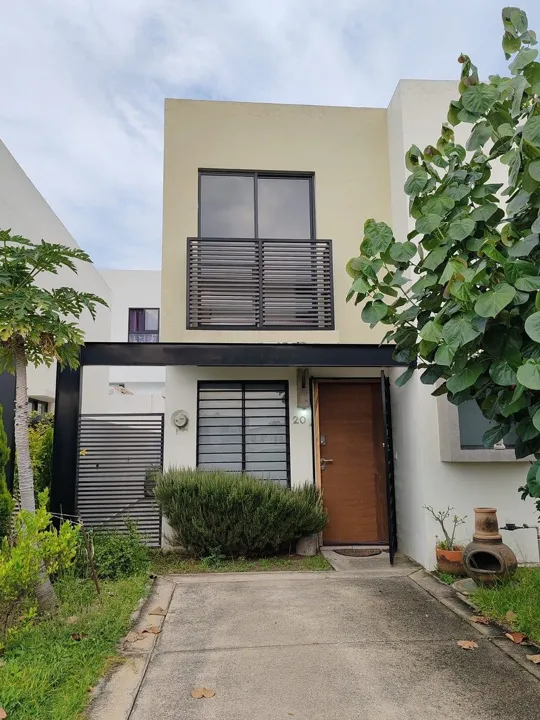 Foto 2 de INCREIBLE CASA EN VENTA EN COTO ADAMAR