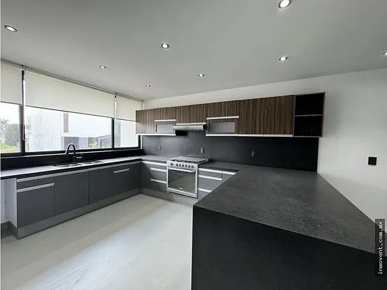 Foto 3 de Casa con sótano y roof top en Argenta Residencial, Zapopan