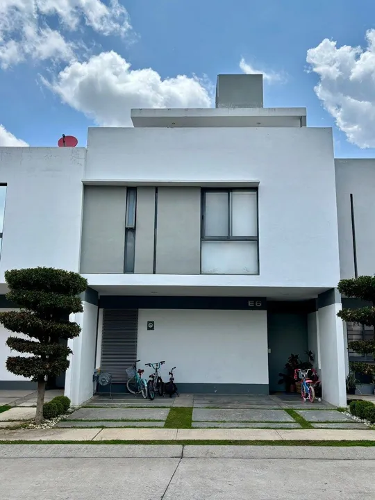 Casa en las Grullas