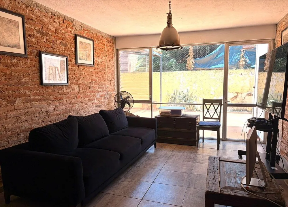 Foto 4 de Casa en venta para remodelar en Jardines de Guadalupe
