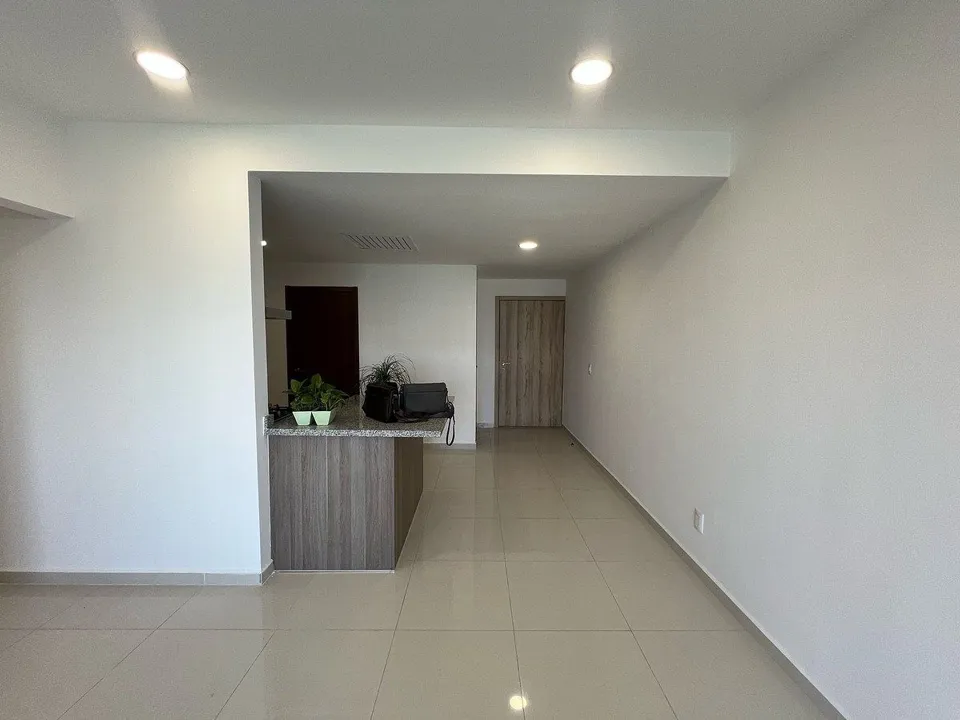 Foto 4 de DEPARTAMENTO EN RENTA EN AVATERRA, ZONA ESTADIO AKRON