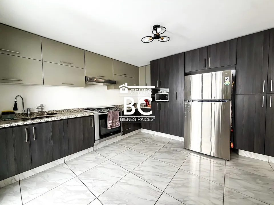 Foto 5 de Casa en venta remodelada en La Estancia