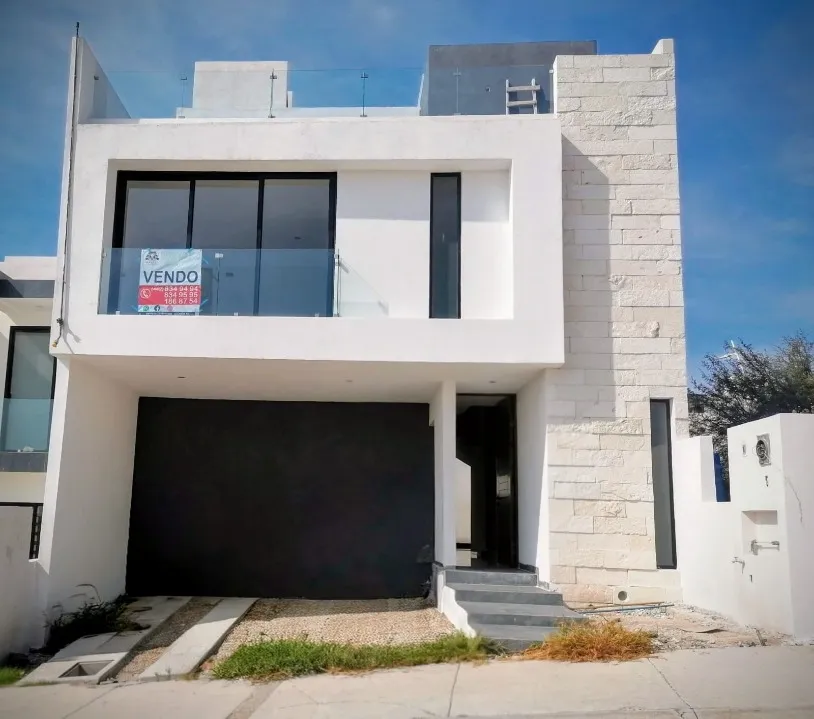 Casa en venta en Anillo Vial Fray Junípero Serra, Nuevo Refugio, Santiago De Querétaro