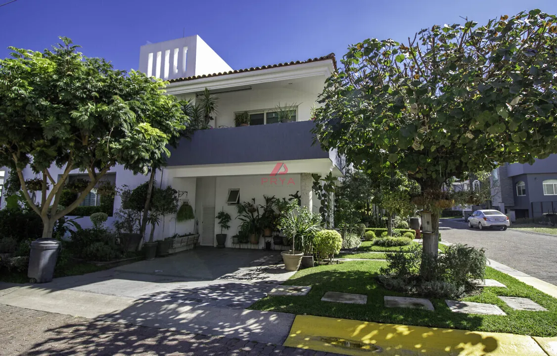 Foto 4 de Propiedad en VENTA - Escudero 100, Fraccionamiento Jardín Real, 45136 Zapopan, Jal, México