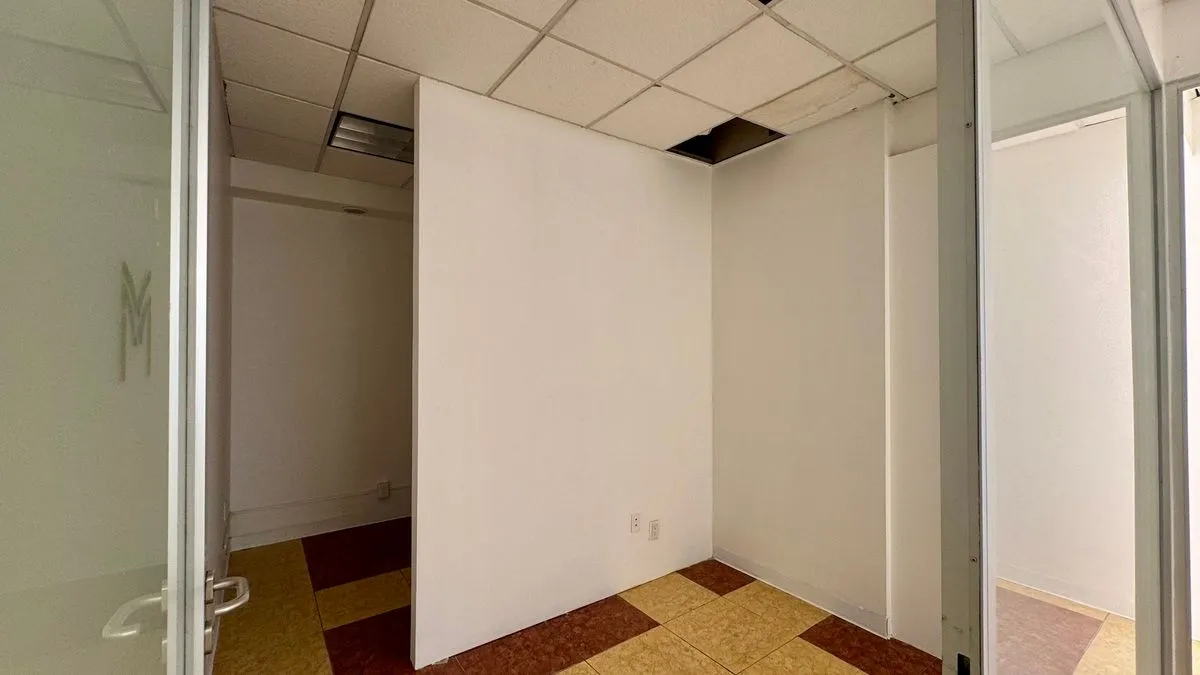 Foto 5 de LOCAL EN VENTA EN PLAZA LOS ARCOS SOBRE AV VALLARTA