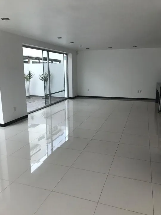 Foto 4 de CASA EN RENTA EN SOLARES COTO 1