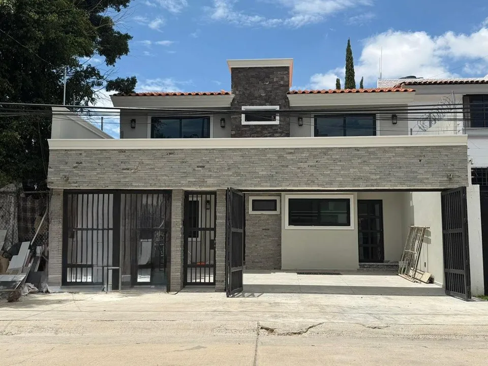 🏡 Residencia Remodelada de Lujo en La Estancia, Zapopan