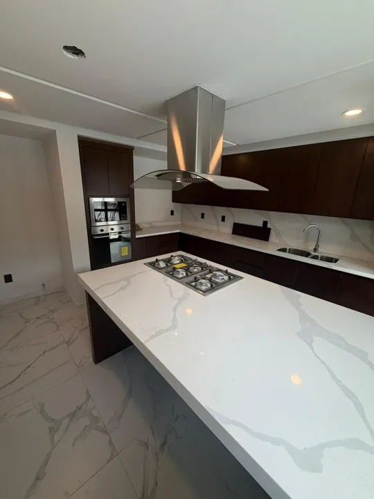 Foto 3 de 🏡 Residencia Remodelada de Lujo en La Estancia, Zapopan