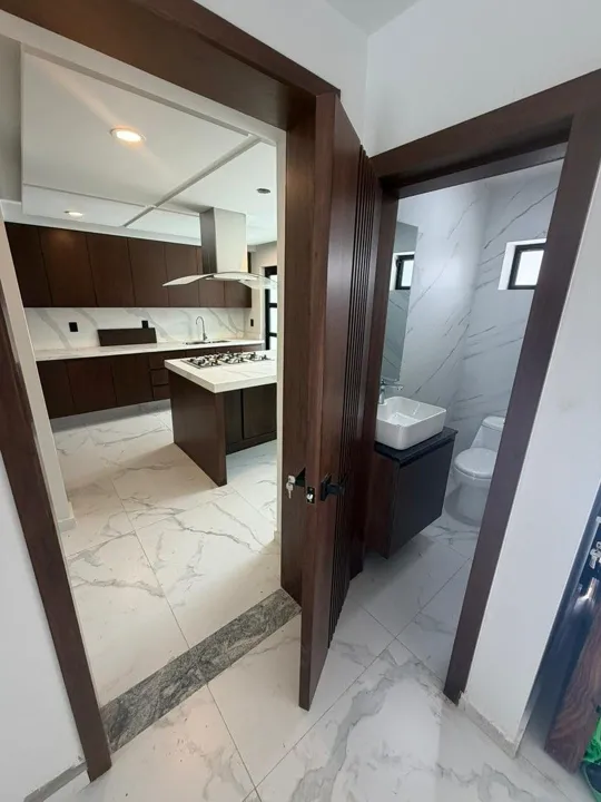 Foto 6 de 🏡 Residencia Remodelada de Lujo en La Estancia, Zapopan