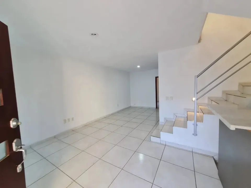 Casa en renta en Avenida Torremolinos, Francisco Villa, Zapopan