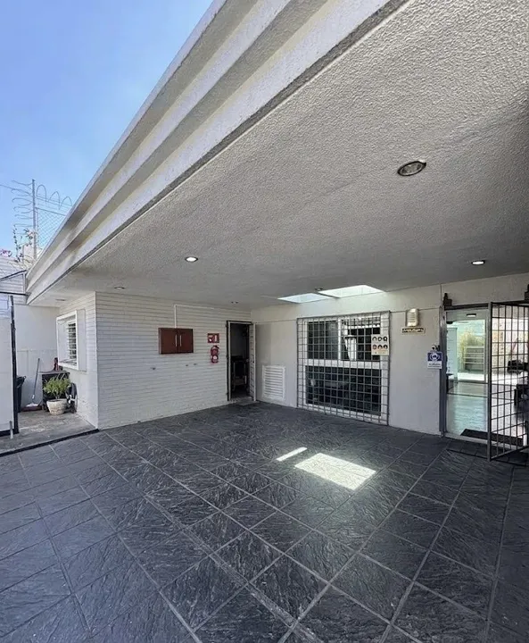 Foto 2 de CASA EN VENTA IDEAL PARA OFICINAS/CONSULTORIOS EN CHAPALITA