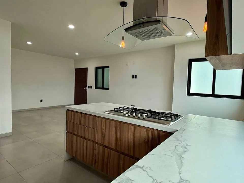 Foto 8 de Departamento en Jardines del Bosque junto a Chapalita en venta, 2 recámaras.