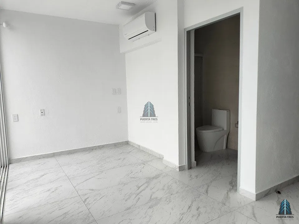 Foto 5 de Oficinas Nuevas en 2ndo nivel en Col Chapalita
