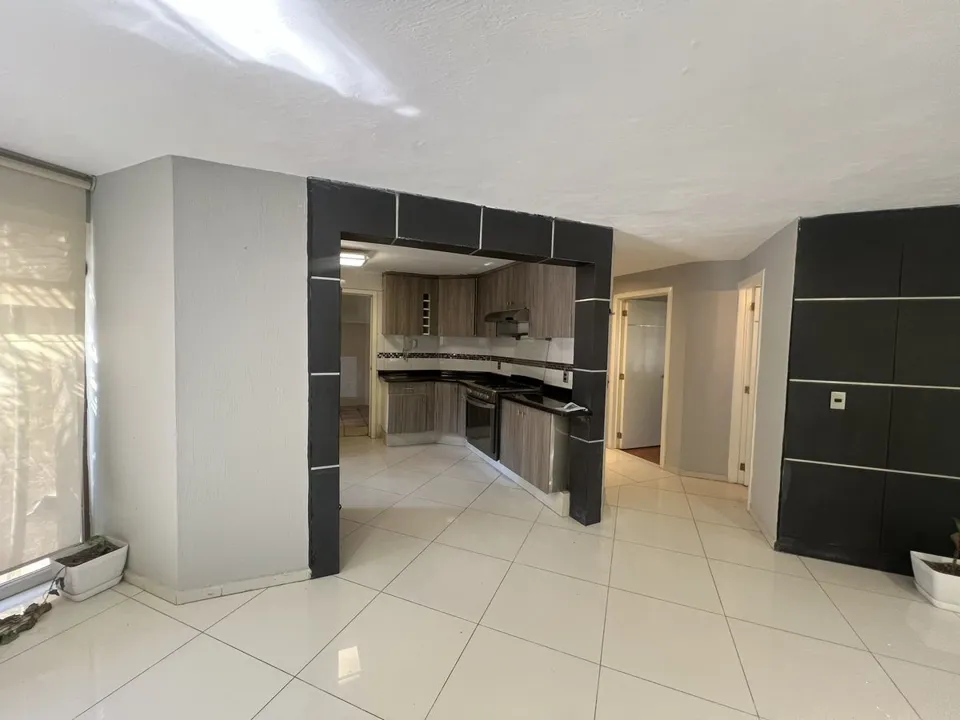 Foto 2 de Departamento Remodelado en Venta en Ciudad del Sol