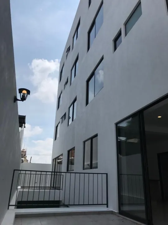 Foto 2 de Departamentos en Venta, torre de 4 niveles, Col. El Retiro, Guadalajara, Jalisco