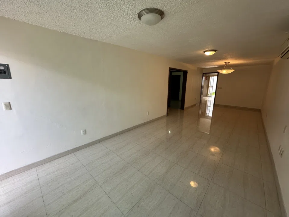 Foto 5 de Casa en venta en Blanco y Cuellar.