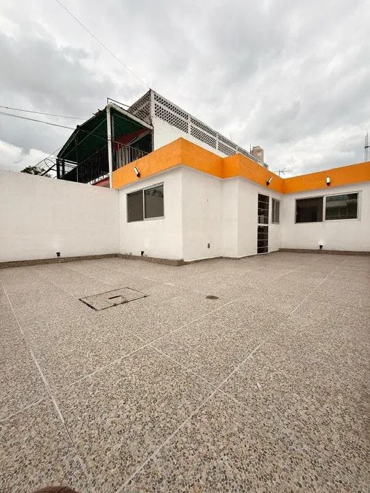 Foto 2 de Casa en Venta en Arcos de Zapopan - Arco Juliano 1498