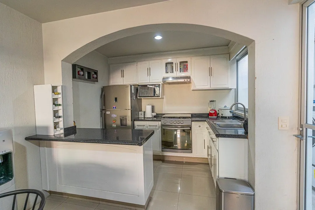 Foto 6 de CASA EN VENTA EN CONDOMINIO VILLA TULES  A UN COSTADO DE BUGAMBILIAS Y PERIFÉRIC