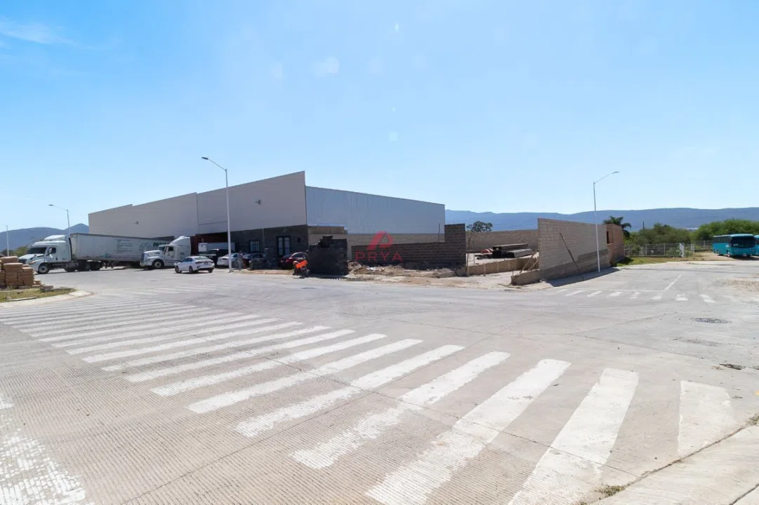Foto 9 de Bodega Industrial en Venta en Tlajomulco de Zuñiga , Jalisco