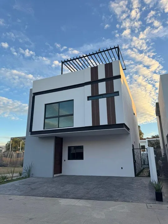 Foto 2 de Casa en Venta en Solares - Sendeira 165