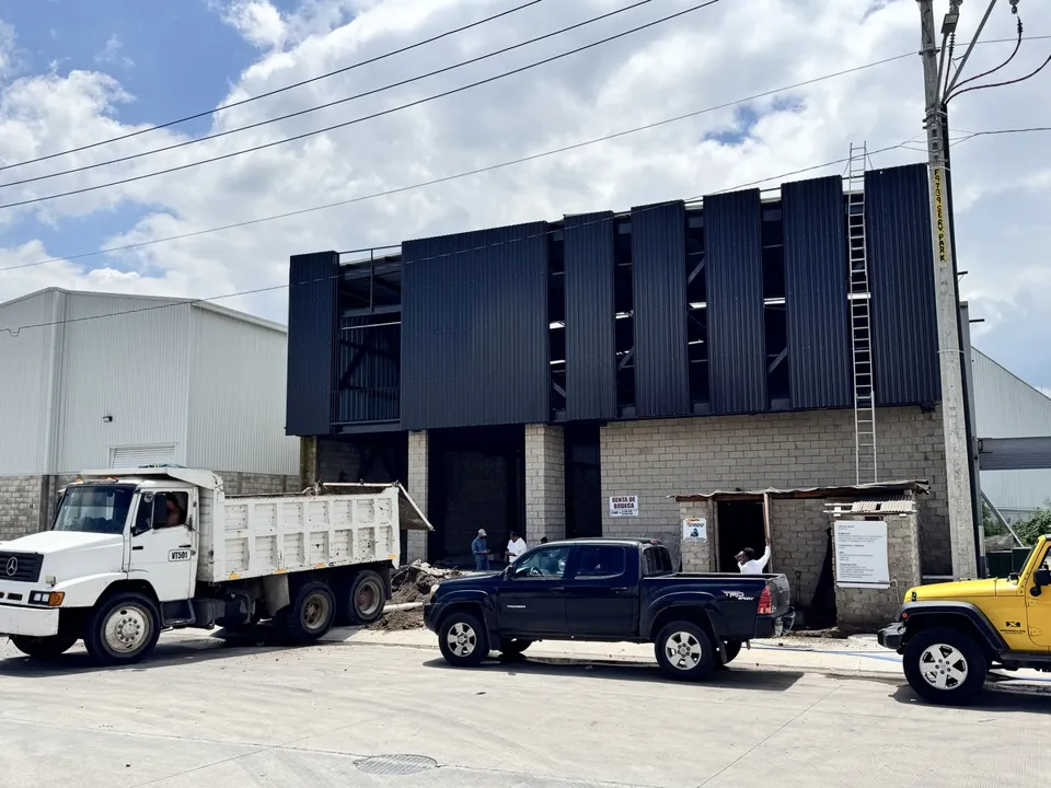 Foto 2 de BODEGA EN RENTA CONDOMINIO INDUTRIAL STA CRUZ DE LAS FLORES G10