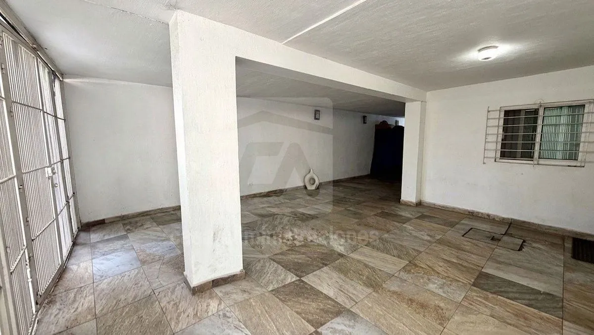 Foto 7 de CASA CON DEPARTAMENTOS INDEPENDIENTES CON EXCELENTE UBICACION ESTRATEGICA
